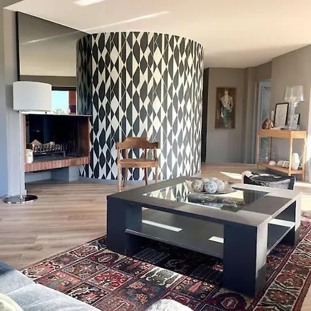 La Maison De Kat * Lamothe-Capdeville